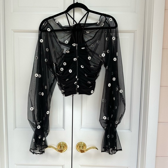 Alice McCall “The One” Black and Floral Rucched Top - Picture 6 of 16